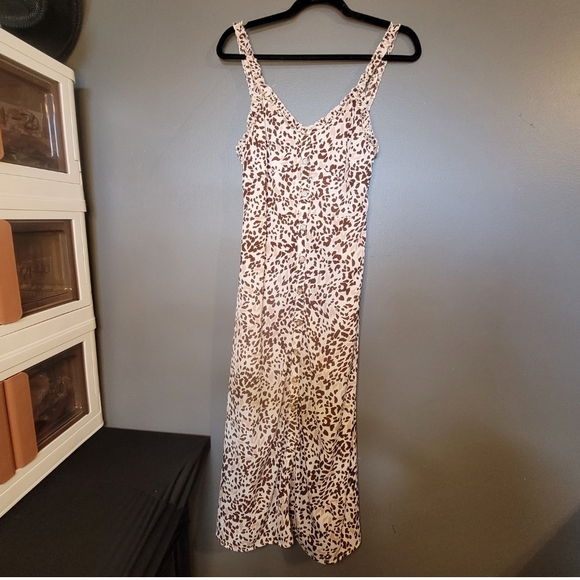 NEW Crescent Maxi Sleeveless Animal Print Dress - Picture 2 of 5